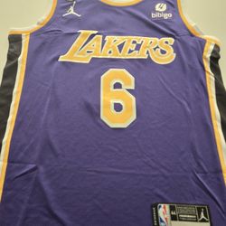 NBA Lakers LeBron James jersey No. 6