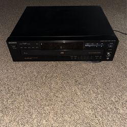 Sony CDP-C335 (5 Disk CD Player)