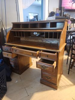 Wooden Scroll top Writing Desk with Light