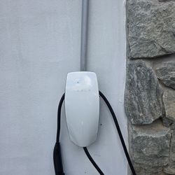 Tesla Charger 