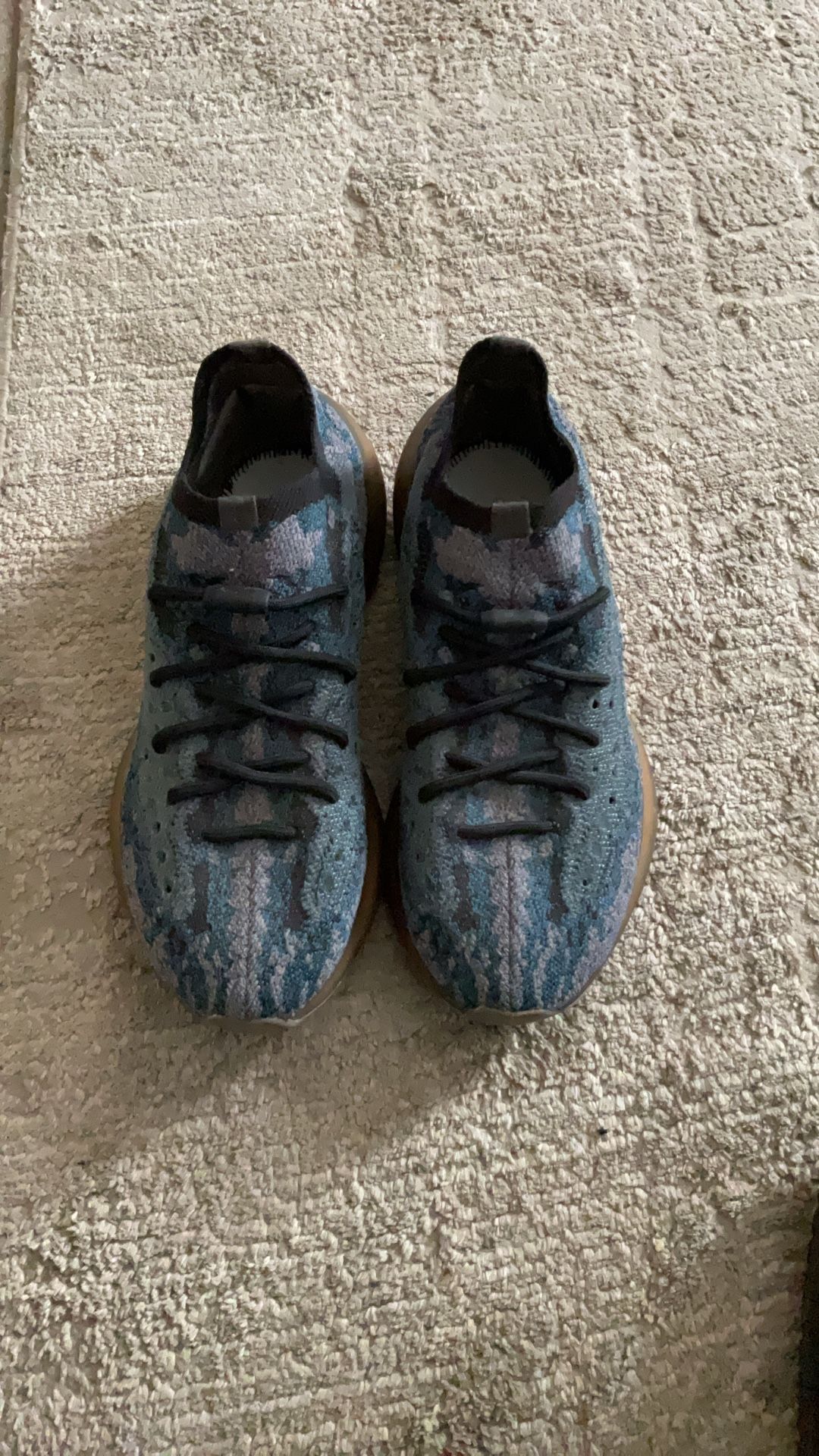 Yeezy Adidas