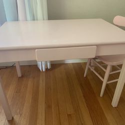 Kids Table/Desk