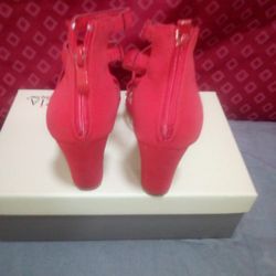 Women's Dress Shoes Strap On Front 
