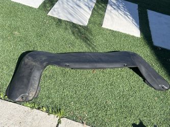 BMW 2002-Covering Hood Compartment