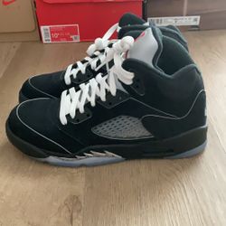 Reimagined Jordan 5s Size 6.5Y Boys 10/10 Condition  $140 