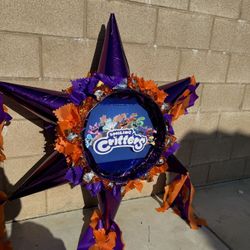 Smiling Critters 3D Star Pinata 