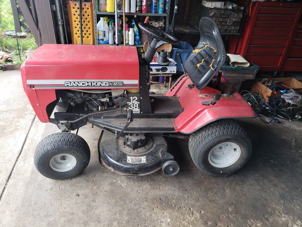 Lawn tractor 90's