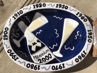 Vintage 2 piece chip and dip set 16 3/4 x 13 1/2"