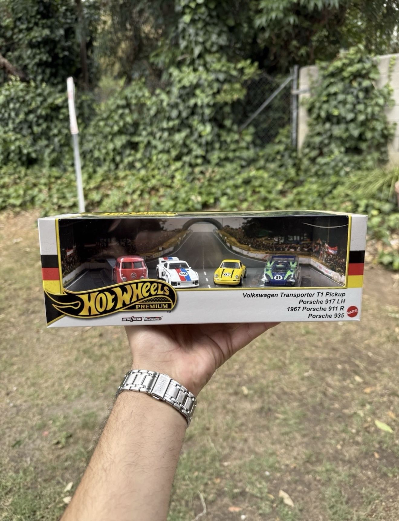 Hot Wheels Porsche Diorama Box Set