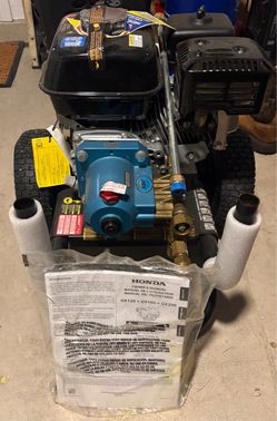 BRAND NEW DeWALT Pressure Washer