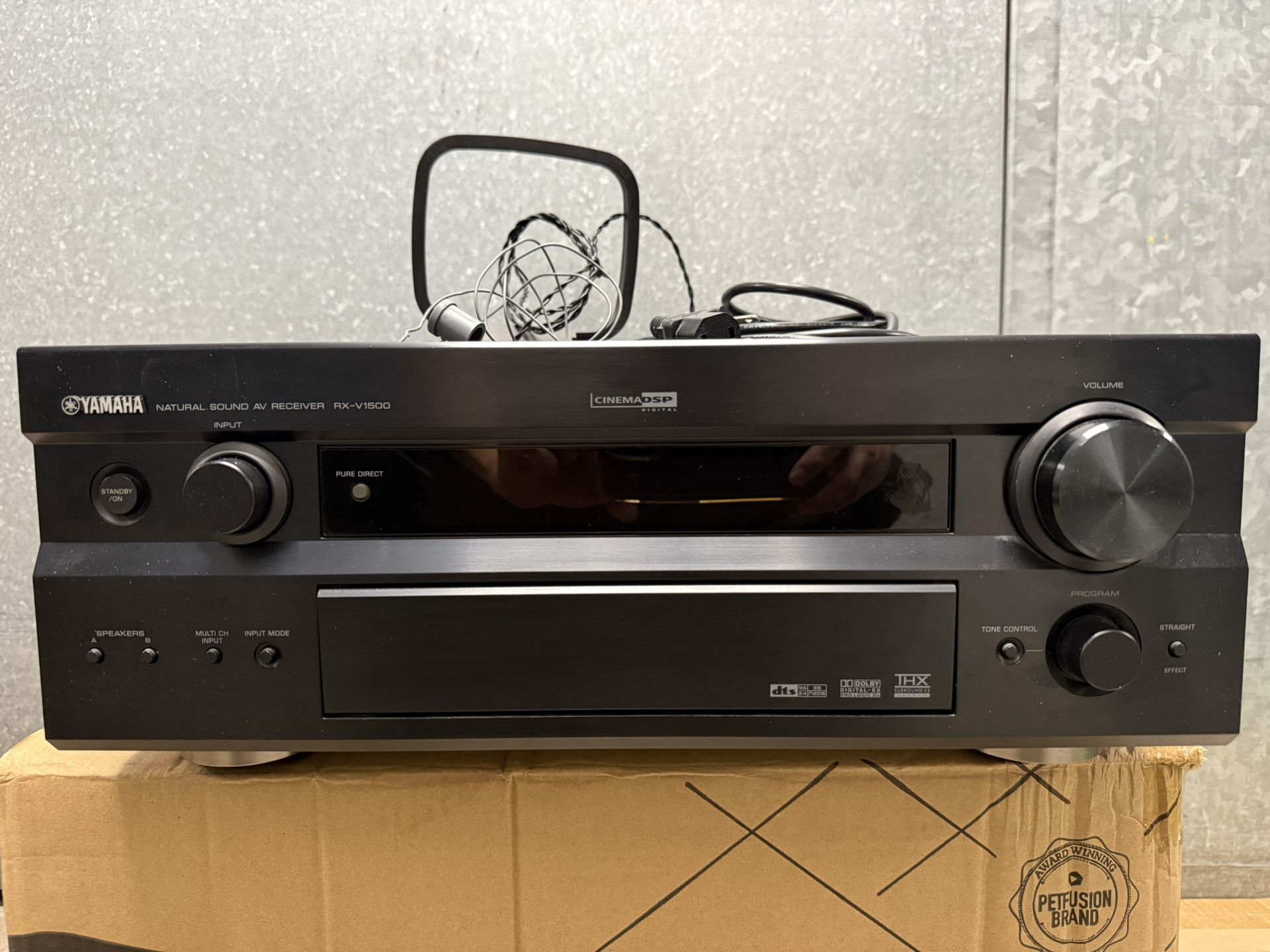 Yamaha RX-V1500 Receiver HiFi Stereo 7.1 Channel Home Theater Vintage Audio. No Remote