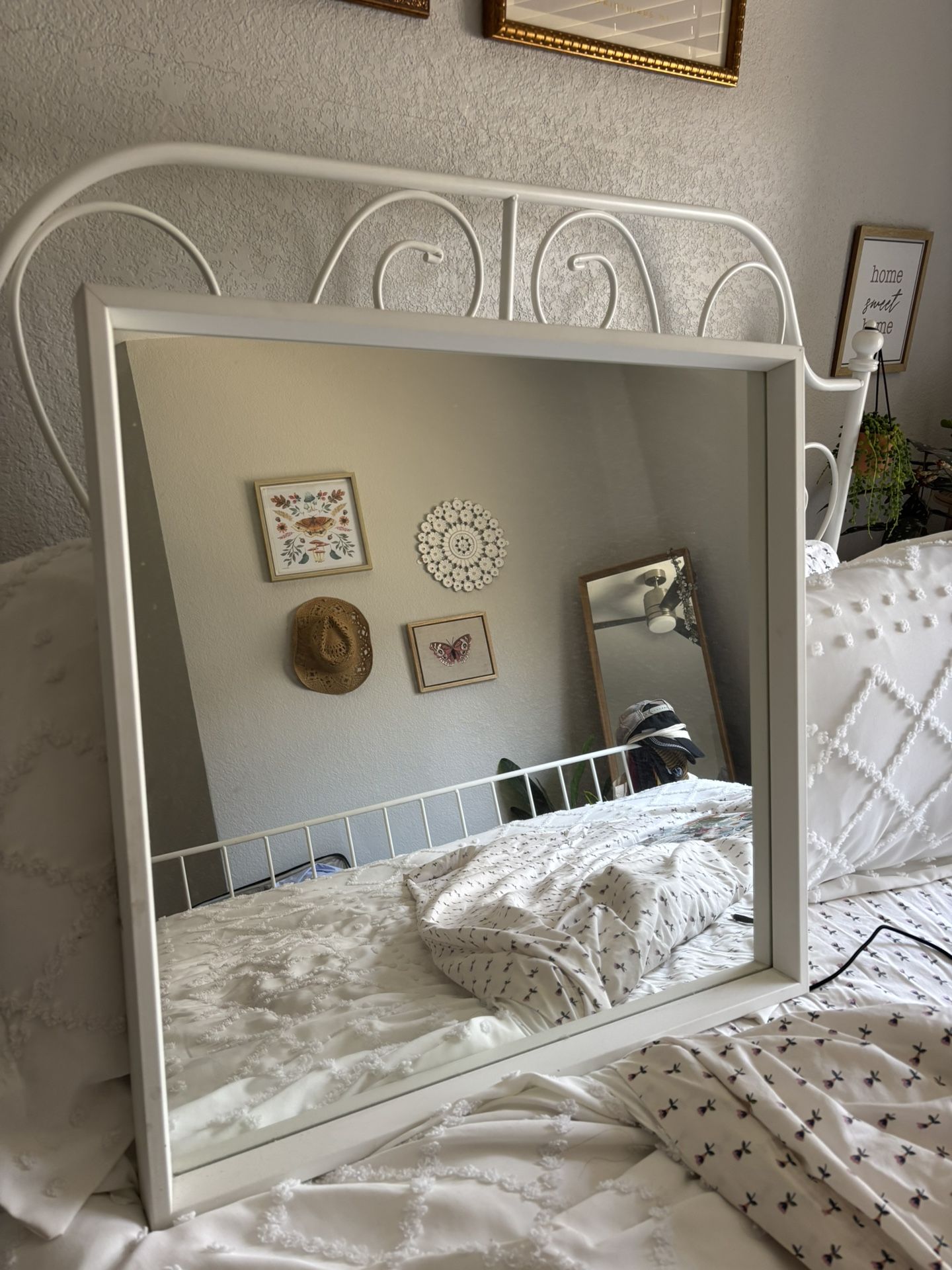 White Square Mirror