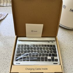 ARTECK HB045-4 Bluetooth Keyboard 