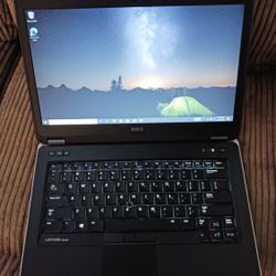 Dell Latitude Laptop Intel Core i5 12 GB RAM 500 GB HD Webcam HDMI Wi-Fi Windows Professional