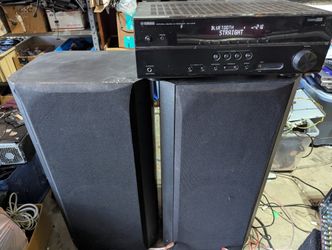 YAMAHA RX-V379 4K ULTRA HD 5.1 Bluetooth Receiver & 2 Full Size DCM Stereo speakers. Working Good. 