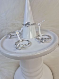 Beautiful dainty Ring  14K Gold Laminated Hypoallergenic Waterproof Non Tarnish Excellent Quality Jewelry