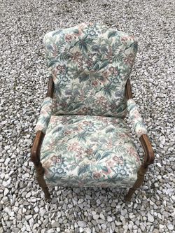 Vintage accent chair