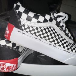 Women’s Vans Gym Shoes Checkered Platform Size 10 