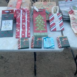 Christmas arts and crafts and decorations