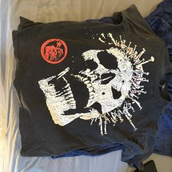 Hellstar tee (send Offers)