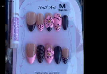 Press on nails