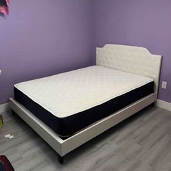 WHITE BED W/ Tufted Diamond Headboard