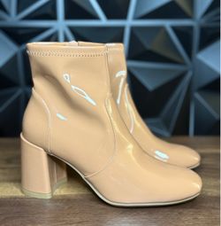 Madden NYC Women’s Beige Patent Leather Almond Toe Ankle Bootie Zip 6