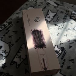 L’ange Le Vite Ceramic Straightening Brush – Brand New