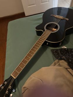 Fender electric acoustic
