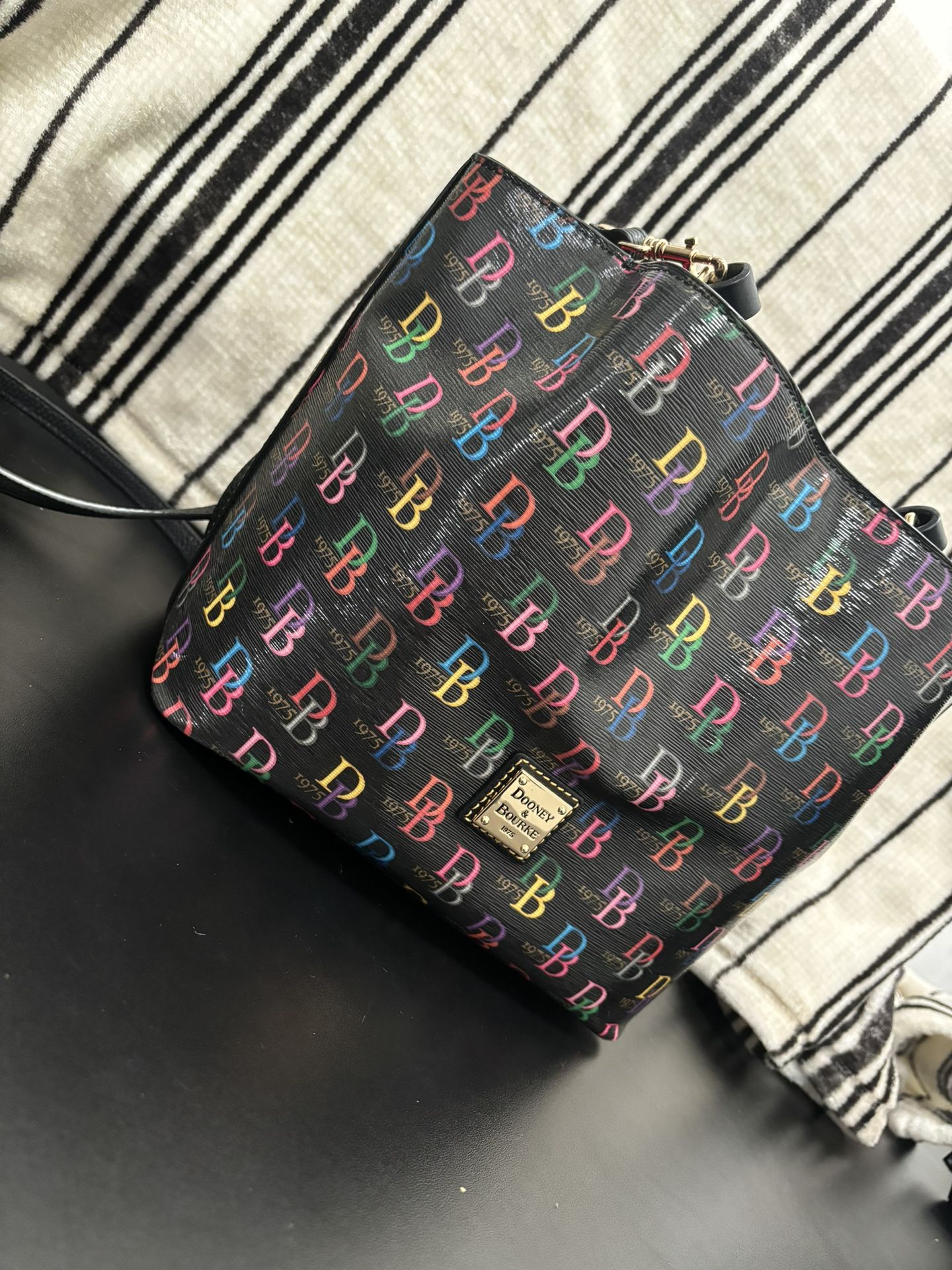 Dooney & Bourke Purse