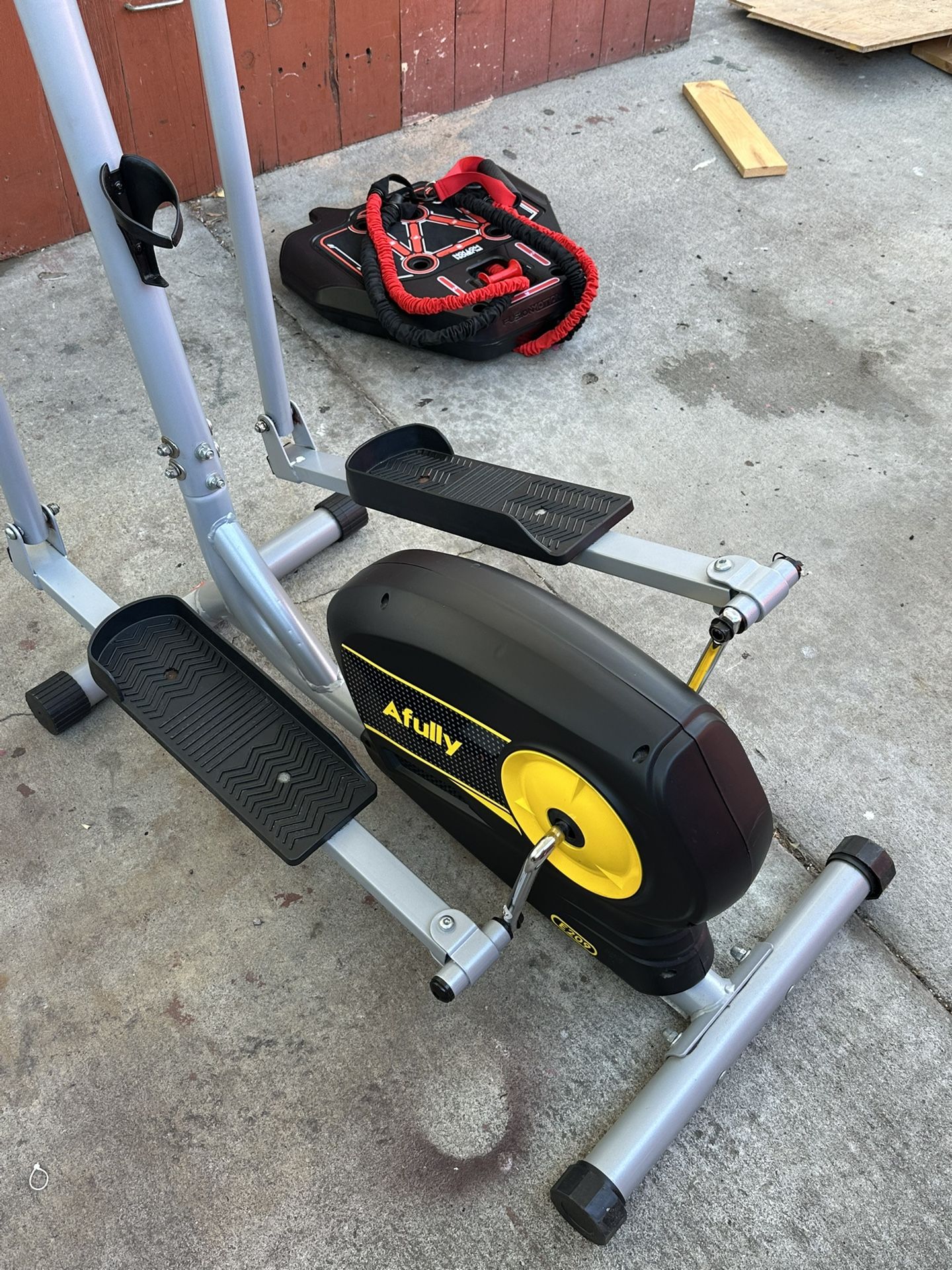Elliptical And Tension Band Stand