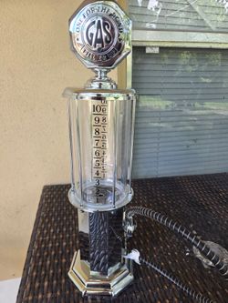Liquor dispenser