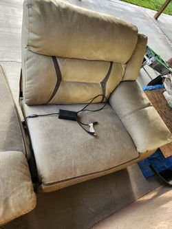 Love seats, sofa, electric recliners.
