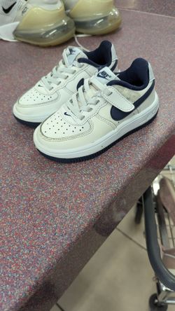 Toddler Air Force 1 size 8C