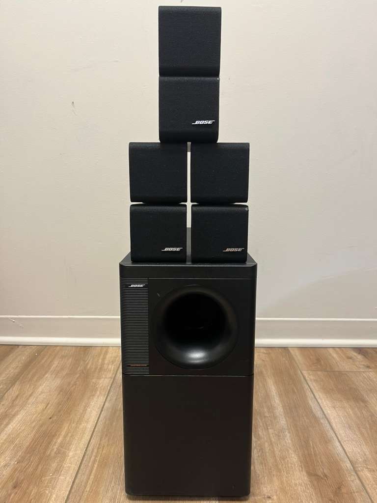 Bose Acoustimass 7 Home Theater Speaker System Used like new Missing cables