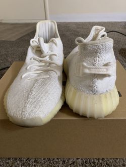 Yeezy Boost 350 V2 Triple White