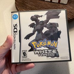 Pokémon White Nintendo DS game