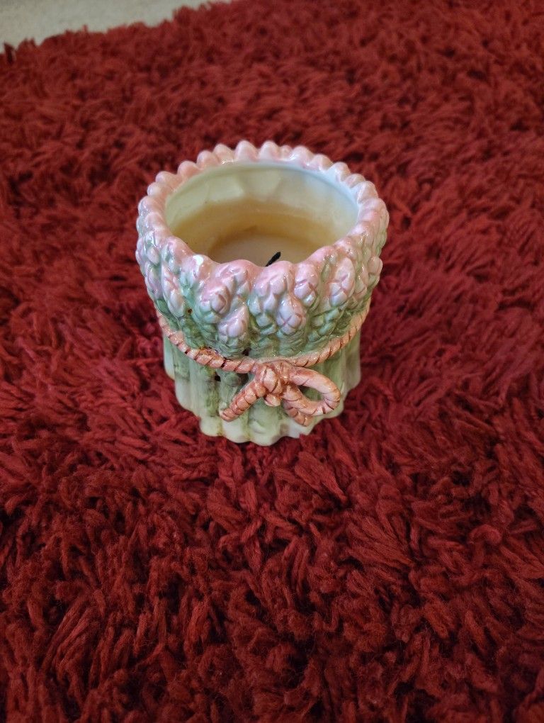 Fitz & Floyd Classics Candle Asparagus Vegetable Poured Wax Ceramic 3 1/2 inches
