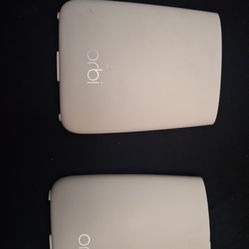 NETGEAR Orbi AC2200 Tri-band Whole Home Mesh WiFi System (RBK43) - Router + 2 Satellites