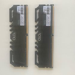 16GB (2x8) DDR4 RAM - Only 1 Works
