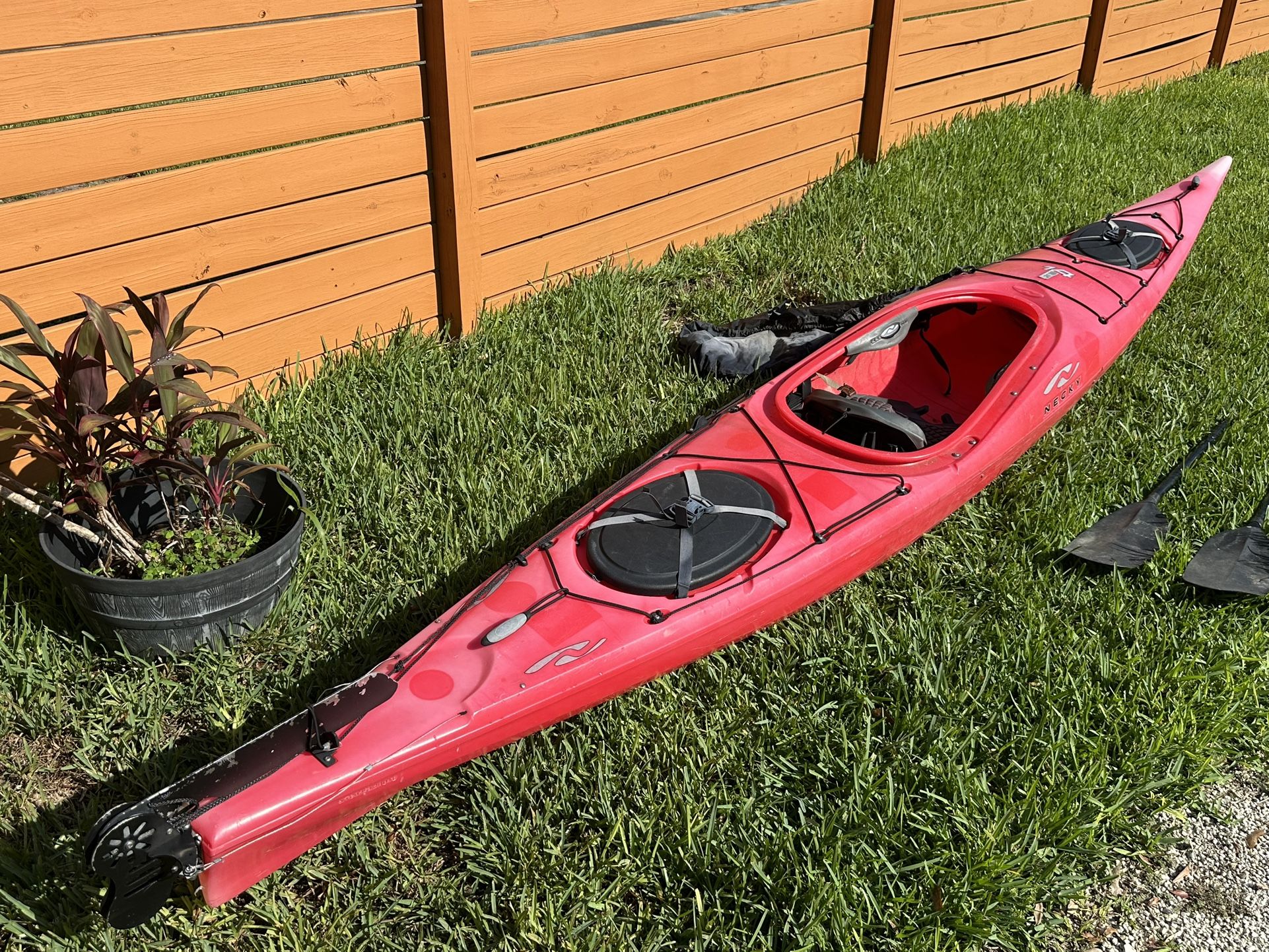 Necky Looksha Touring Kayak W Rudder