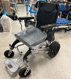 Electric wheelchair