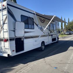 1999 Four Wind 31qsb