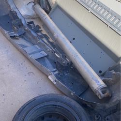 2015 Express Cargo Van.   Drive Shaft. ( Flecha)