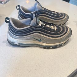 Nike Sneakers Boys Size 8