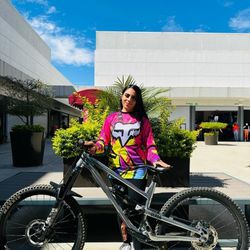 Woman's Long sleeve  Jersey Fox Downhill Mountain Bike MEDIUM 