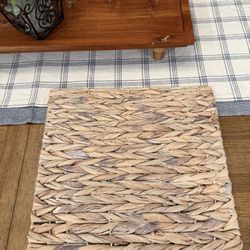 Woven Seagrass Placemat Set