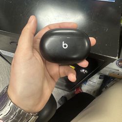 Beats Studio Buds