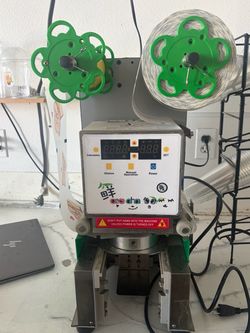 Automatic Cup Sealing Machine with Film Rolls