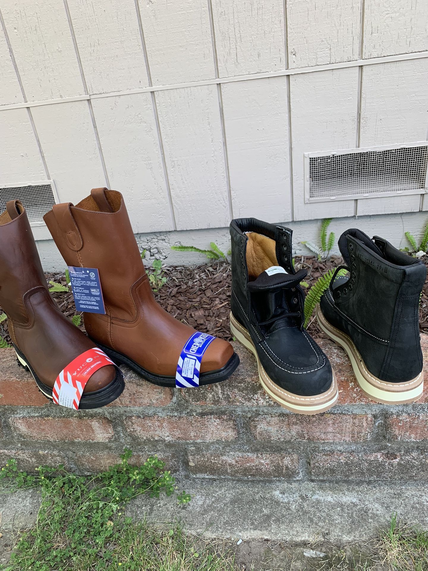 PUREPECHA boots excellent quality only sizes 8-81/2-9-91/2